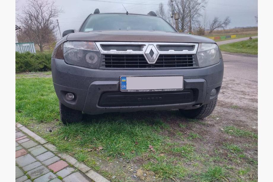 

Winter lower grille trim matte for Dacia Duster 2008-2018