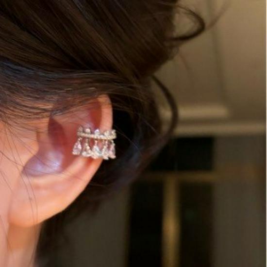 Elegant French Water Drop Zirconia Ear Cuff for Non-Pierced Ears - Unique Design, Light Luxury, Versatile, Exquisite Earring for Women
