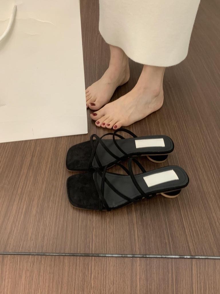Korean Fairy Wind Cross with Open-toed Suede Slippers Female Summer Wear 3cm Small Thick Heel Not Tired Feet Sandals