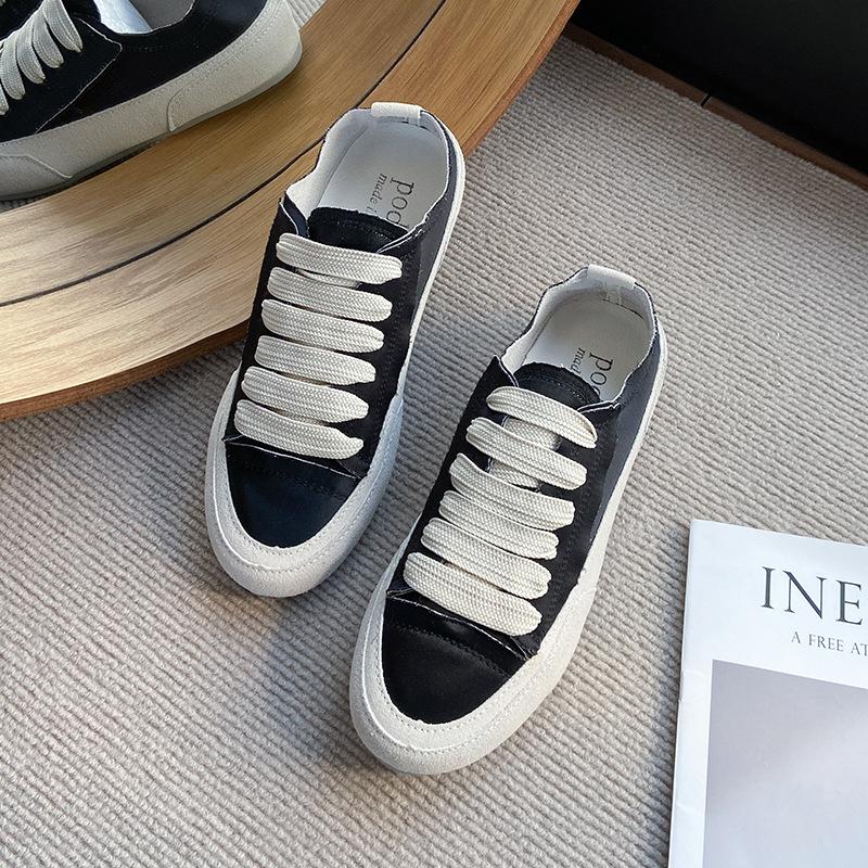 Flat single shoes little white shoes women's satin shoes Spanish niche shoes 2025 new casual sports board shoes half slippers