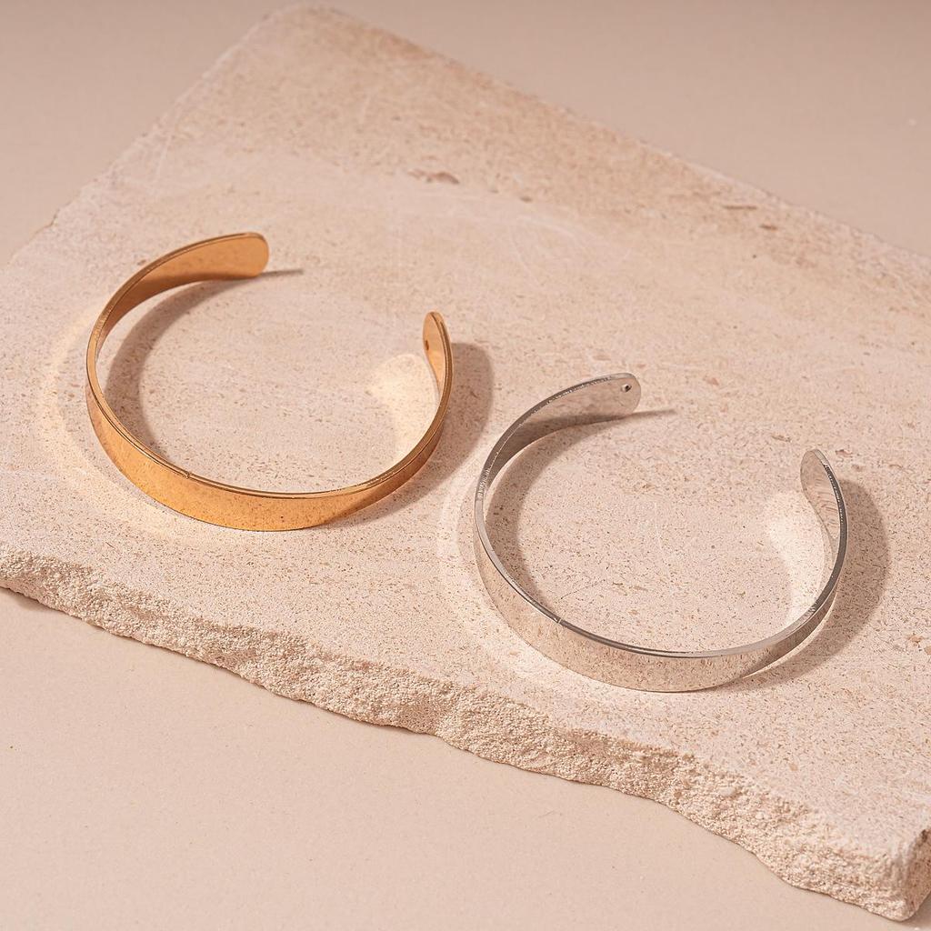 Minimalistyczna Błyszcząca Otwarta Bransoletka: Styl europejsko-amerykański, Wszechstronny i Unikalny Design