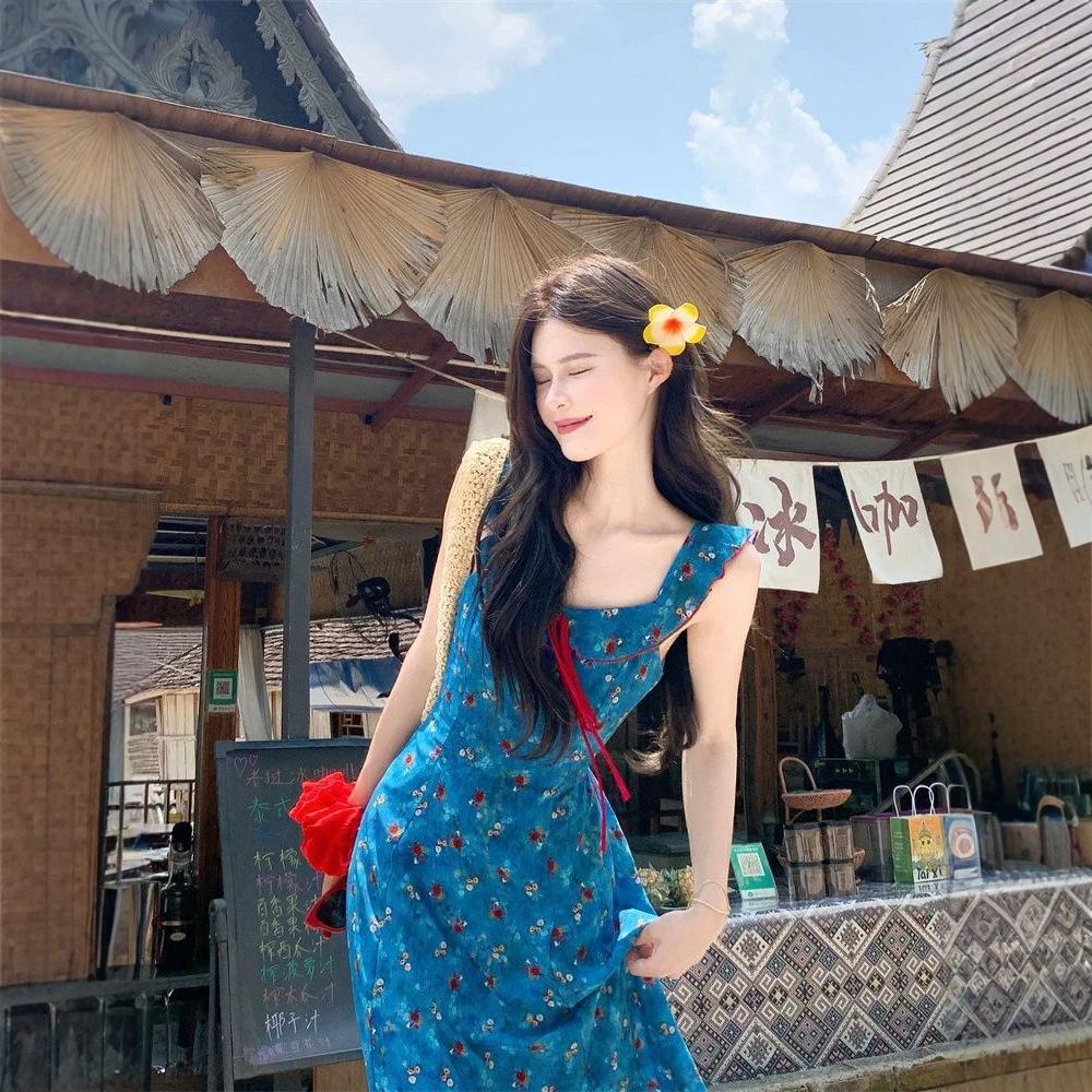 Seaside Vacation Wind Blue Floral Suspender Dress Women's Summer New Niche Pure Desire Wind Waist Thin Dress