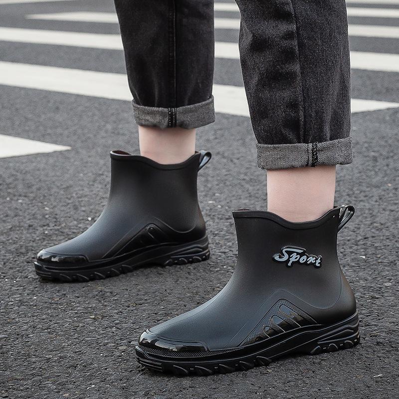 Water Shoes New Fashion Short Tube Men's PVC Thickened Wear-resistant Outdoor Non-slip and Anti-skid