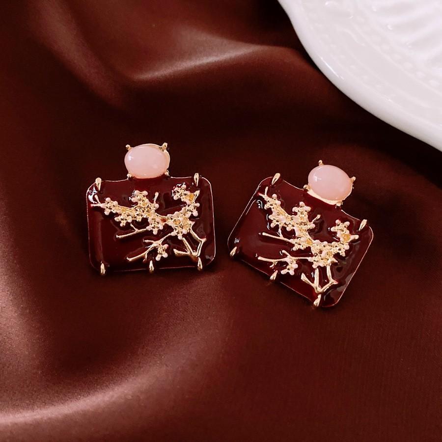 Silver Needle Diamond Oval Pendant Fringed Earrings Medieval Vintage Court Style Stud Earrings Light Luxury Retro Earrings