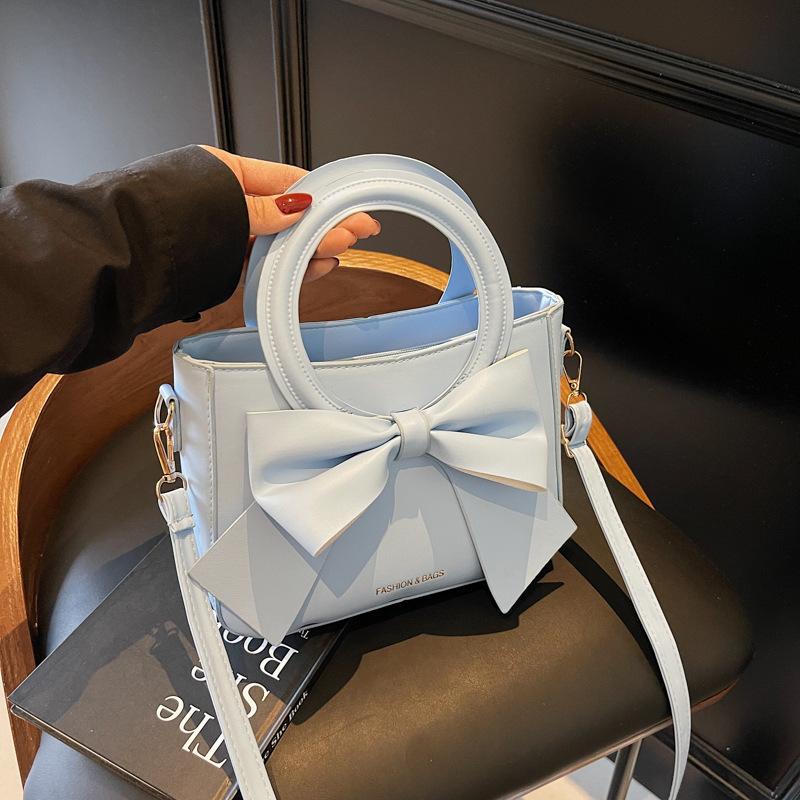 Simple Commuter Women's Bag 2025 New Trendy High-quality Texture Retro Bow Portable Shoulder Messenger Bag