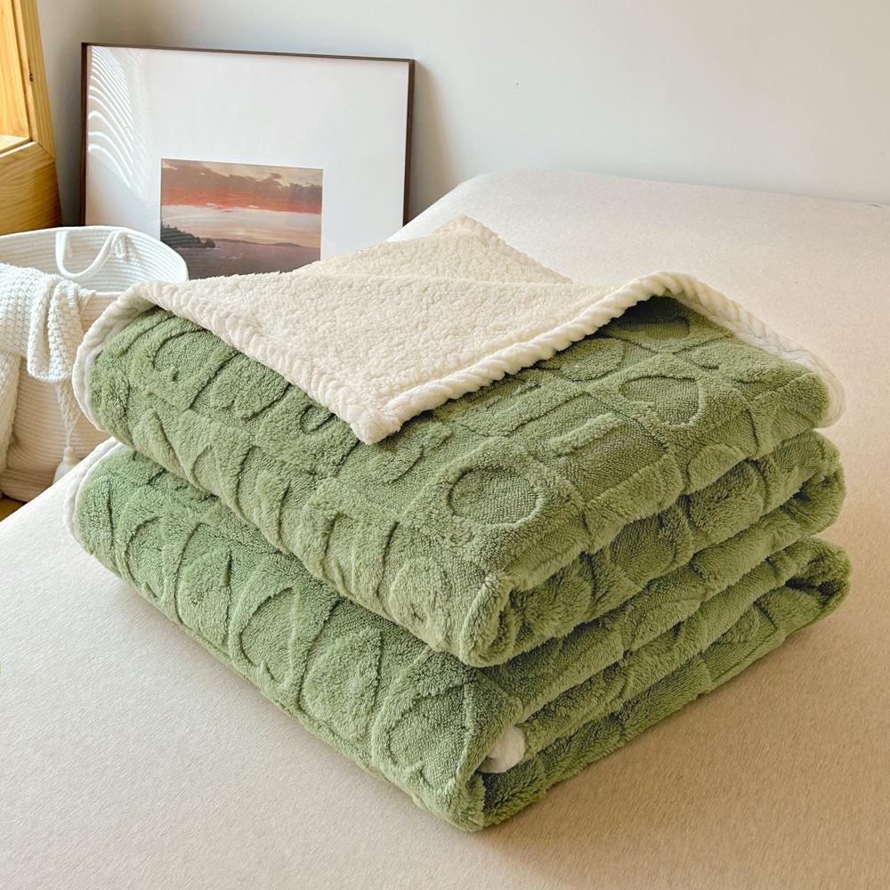 New Thickened Composite Taff Flannel Blanket for Comfortable Nap Double-sided Soft and Portable Not Easily Deformed Lamb Blanket