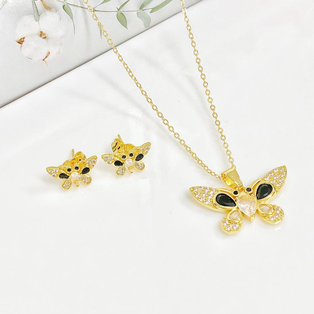 2-Piece High-Quality Gold-Plated Insect Butterfly Jewelry Set Necklace Earrings for Women Girls Casual Vacation Jewelry Gifts