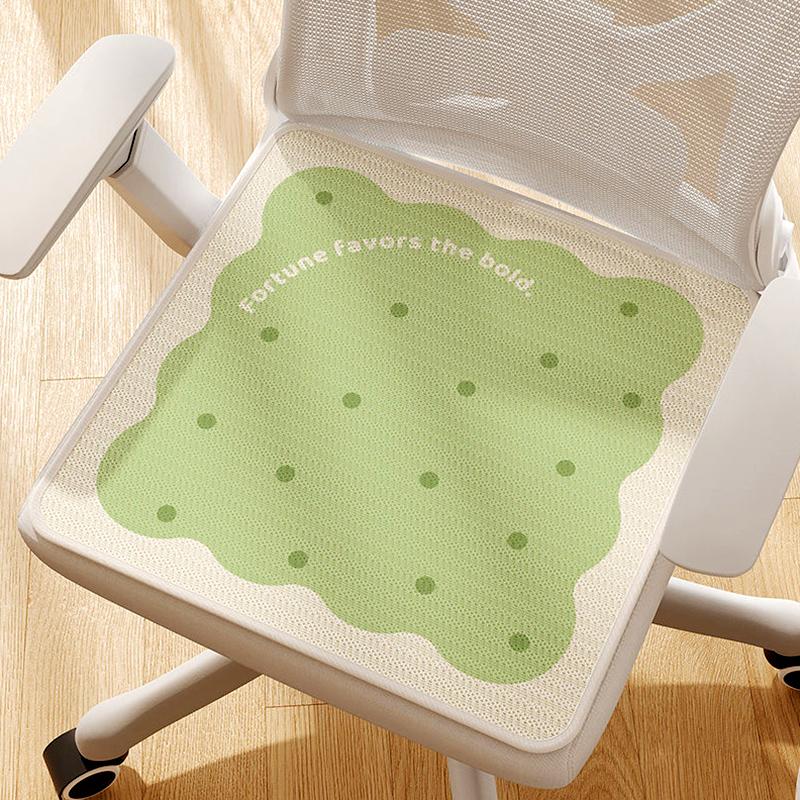 1Pc Summer Fashion Polka Dot Pattern Durable Seat Cushion Simple Cooling Mat Breathable Ice Silk