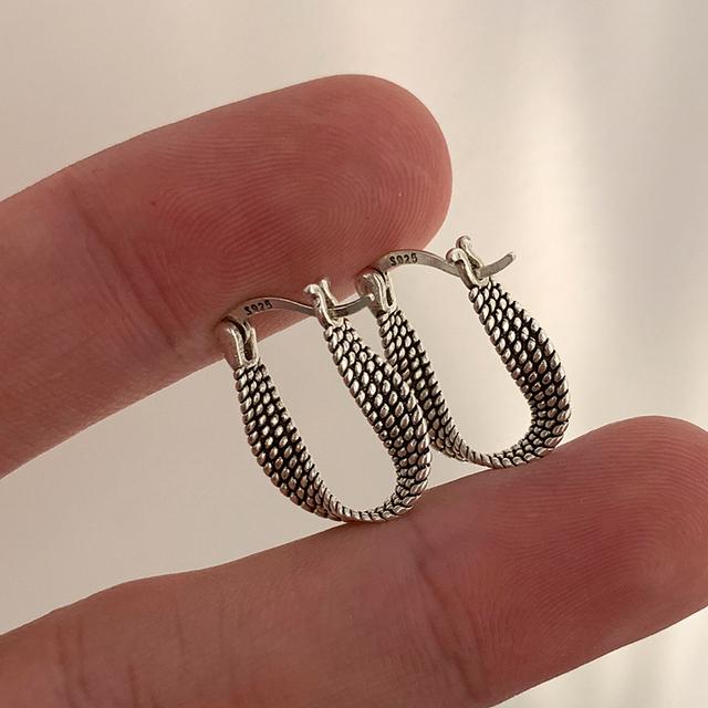 

FOXANRY Vintage Punk Silver Color Earrings for Women New Fashion Creative Twist Winding Geometric Handmade Party Jewelry