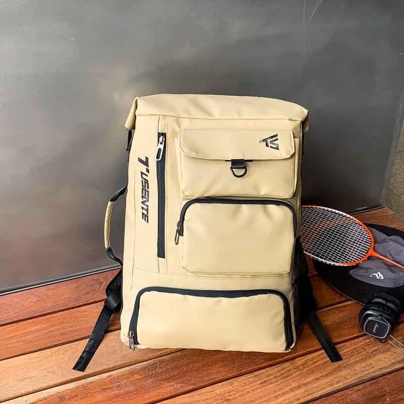 Sports training portable messenger light travel bag men and women same badminton bag trendy cool large capacity backpack men