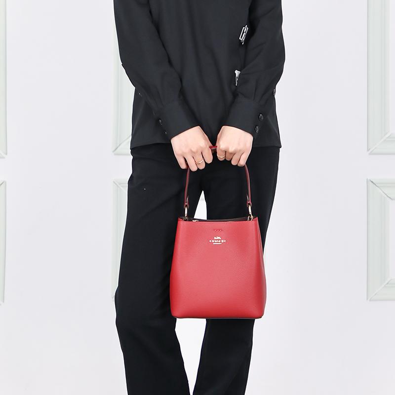 Coach Town 21 Fashion Solid Pebble Grain Leather Bucket Bag Women Bags Red 1011-IMS75