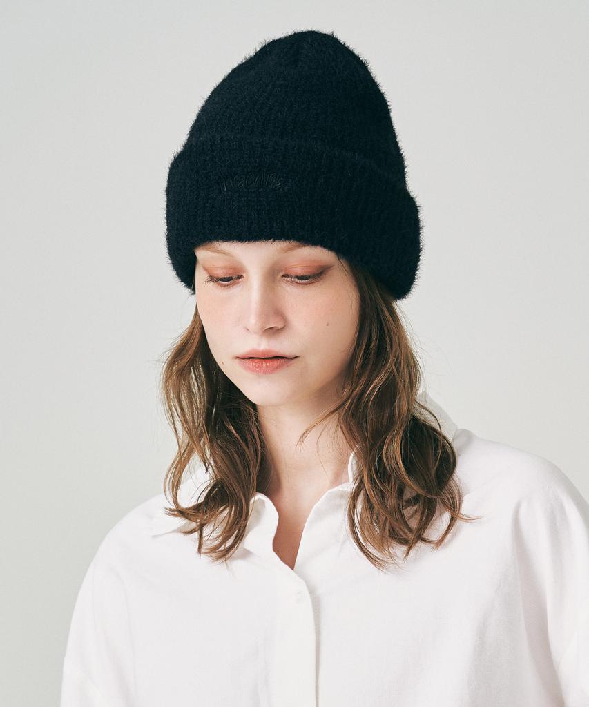 Elkebeullum Inscape Black Beanie
