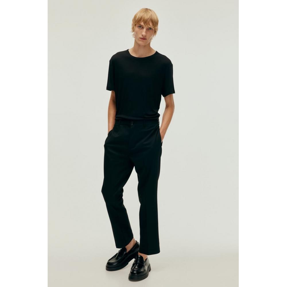 

H M Regular Fit Cropped Pants Black 28