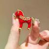 Niedliche Rote Tropföl Tierkreiszeichen Pony Broschen Vielseitige Tiere Pferd Corsage Pins Bekleidungszubehör Neujahr Geschenke