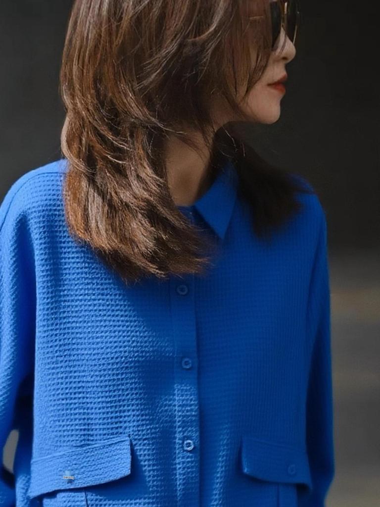 Early Autumn Blue Lapel Batwing Sleeve Shirt - Stylish and Versatile Women's Top