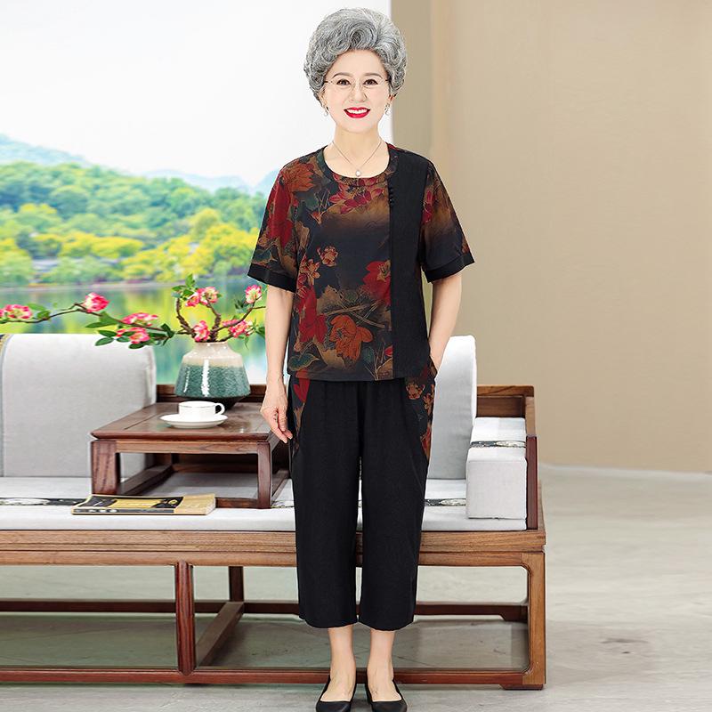 Set de vară din două piese pentru femei în vârstă: Tricou cu mânecă scurtă și pantaloni pentru vârstele 60-80