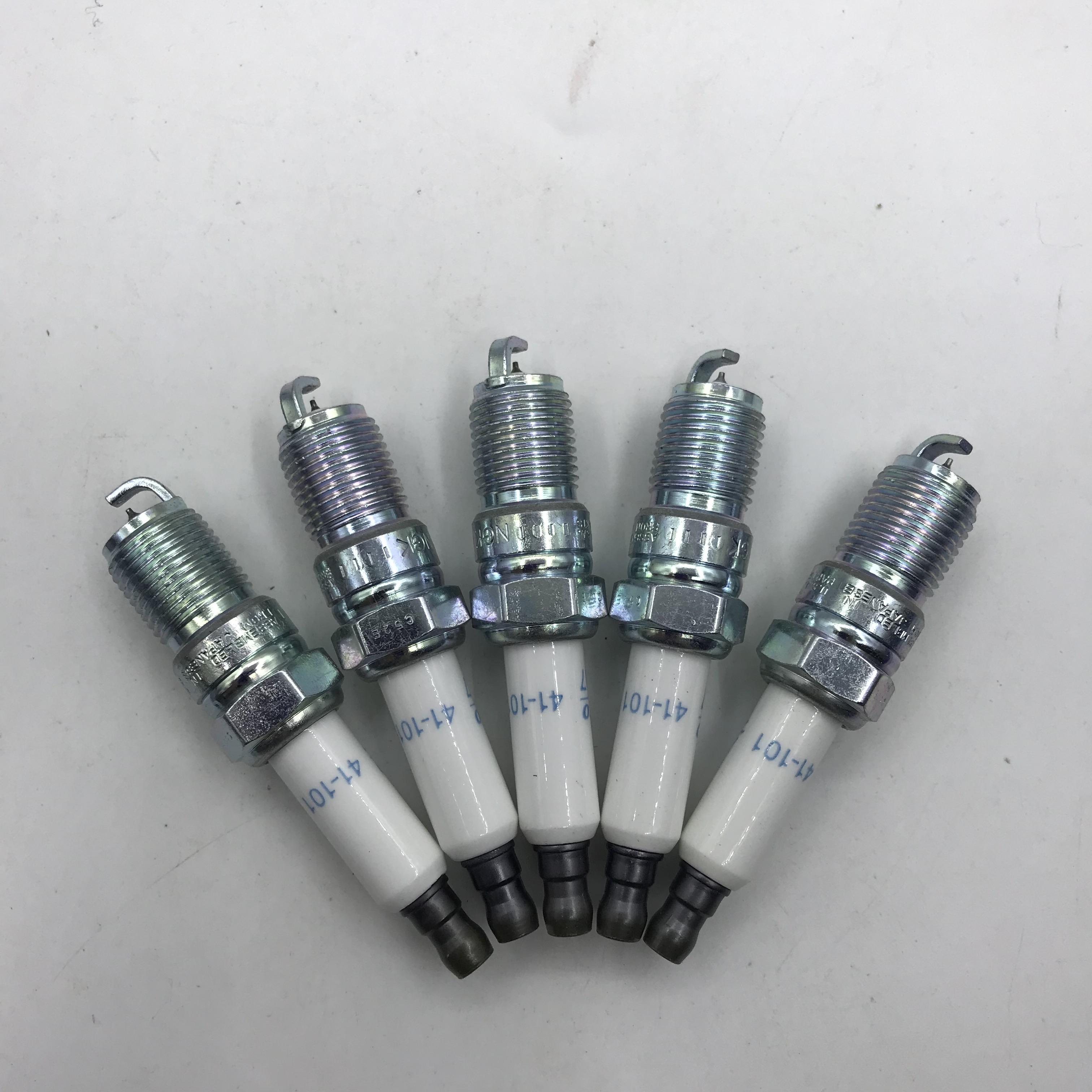 

6 × иридиевые свечи зажигания 41-101 12568387 ITR4A15 для BUICK LE SABRE PARK AVENUE для CHEVROLET CAMARO EQUINOX для PONTIA CMONTANA 4pcs