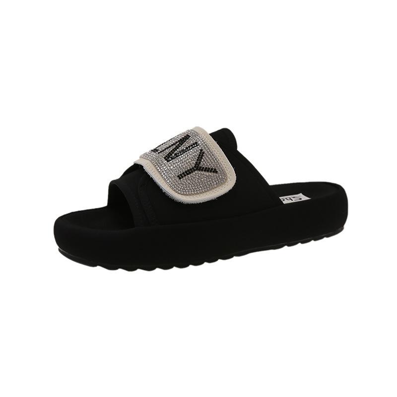 

Super fire beautiful thick bottom cool slippers women s summer wear fashion with skirts 2025 new models go out French one-word 35