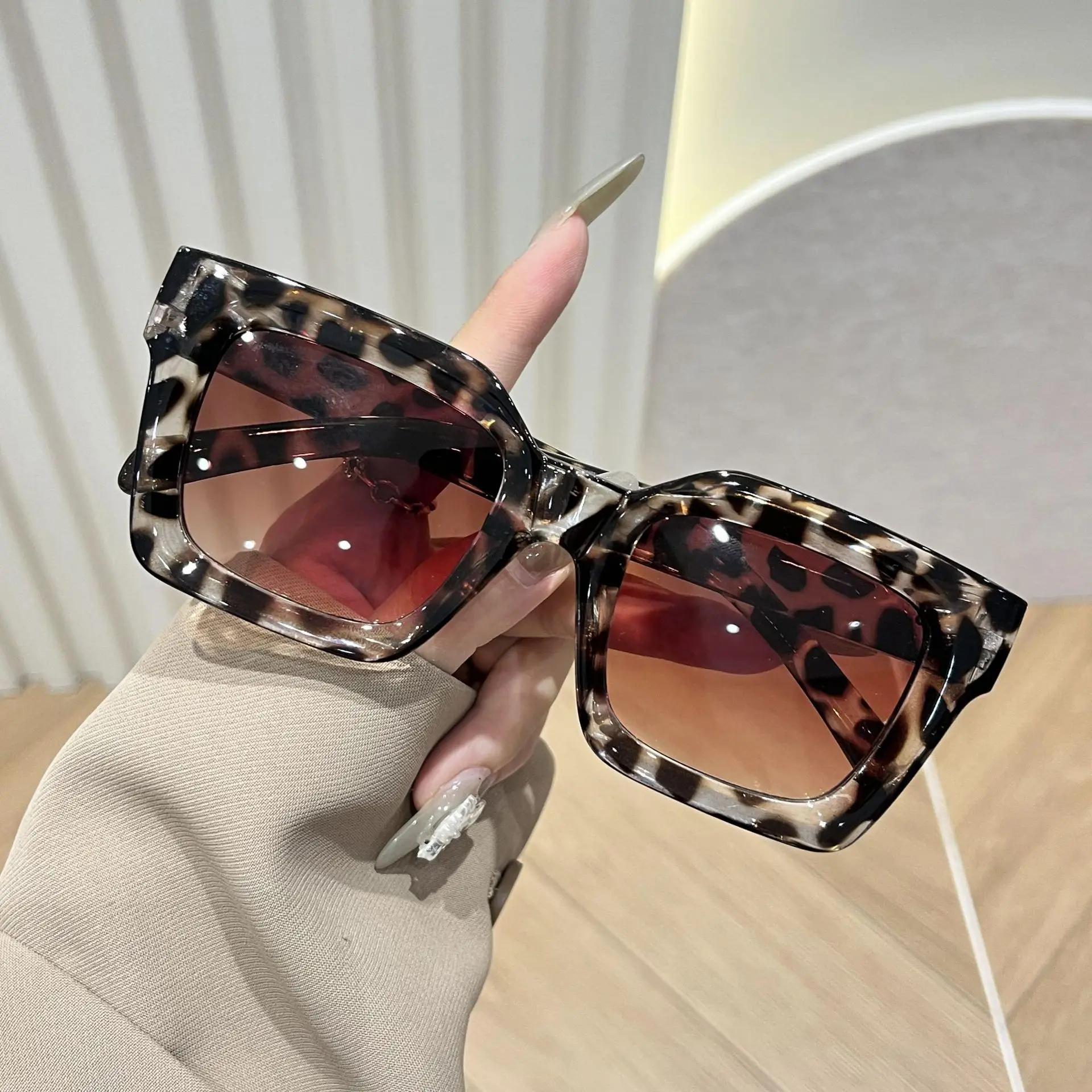 1 Stück/2 Stück Trendige und modische lässige rechteckige Brille mit großem Rahmen. Einfache und stilvolle Brille, geeignet für den täglichen Gebrauch. black