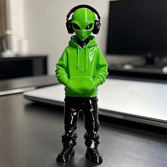Aesthetic Room Embellishments 3D Printed Alien Figurine with Hoodie And Headphone, Trendy Desktop Custom 3d Collectibles Ornament, Cyber Style Statue