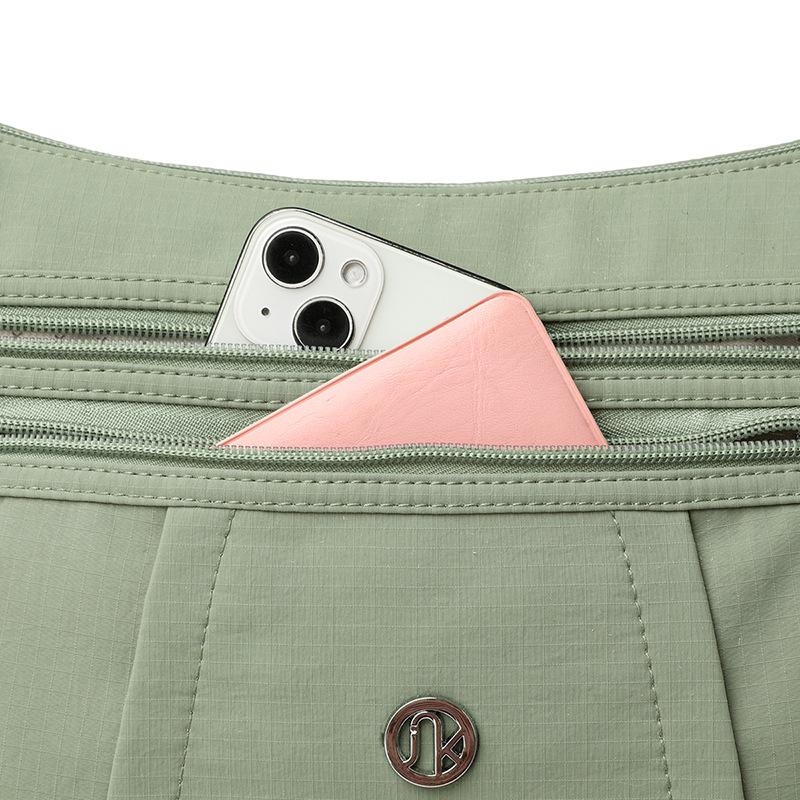 Ein-Schulter-Tasche, Schlichter und modischer Rucksack, Multifunktionales Reisen, Kleine quadratische Tasche mit mehreren Fächern