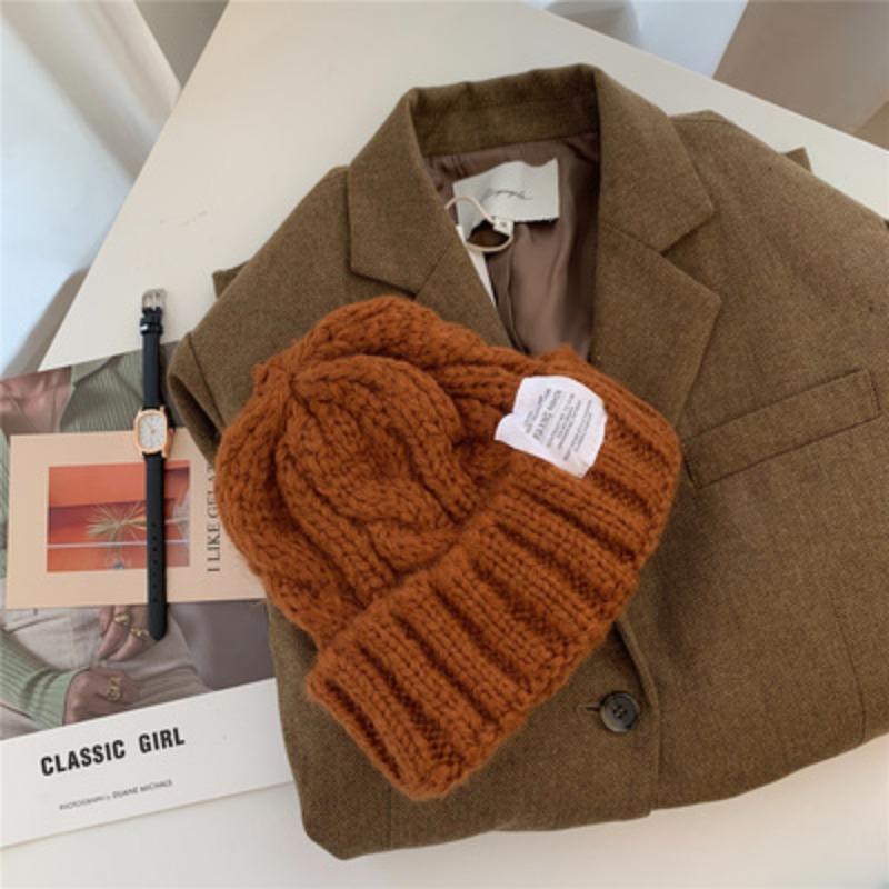 Ding Walk Candy Colored Twist Wool Hat for Women Trendy Autumn and Winter Retro Versatile Warm Ear Protection Cold Hat