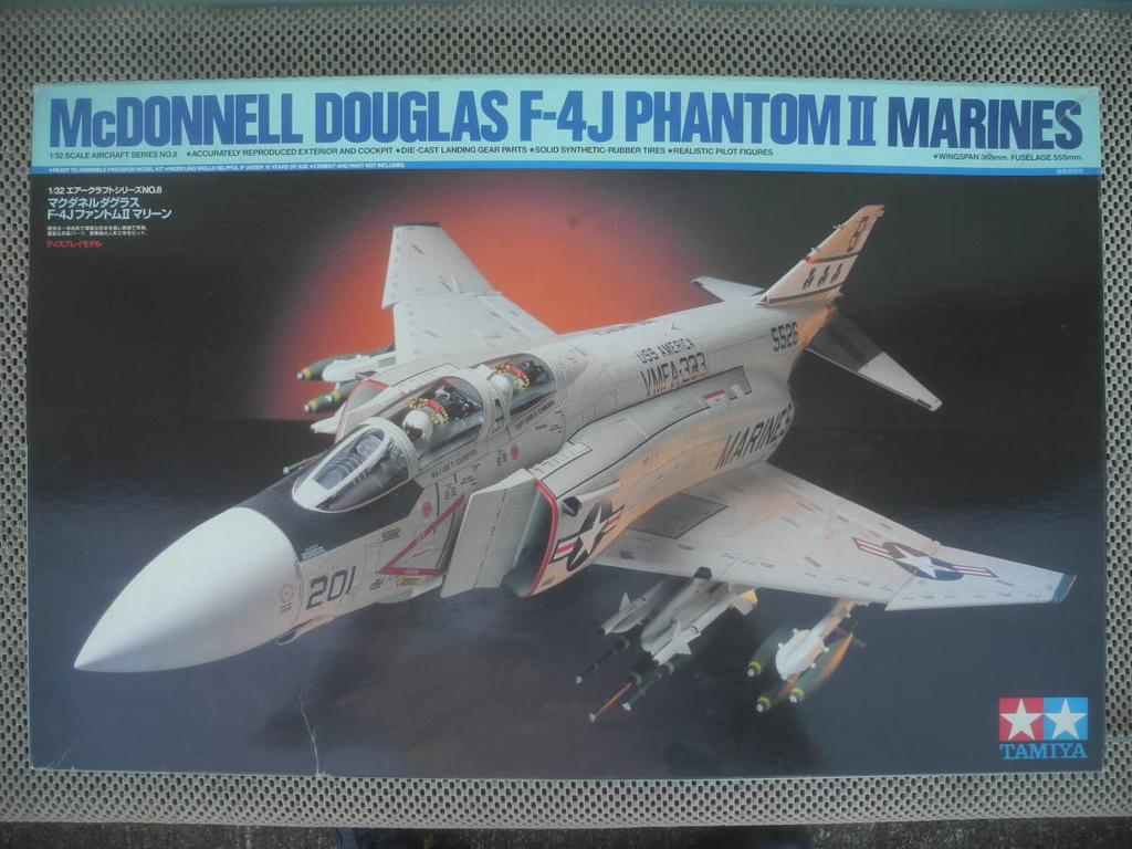 Tamiya Aircraft Series 08 US Navy McDonnell Douglas Phantom II Marine Plastic Model Kit 1/32 No. F-4J