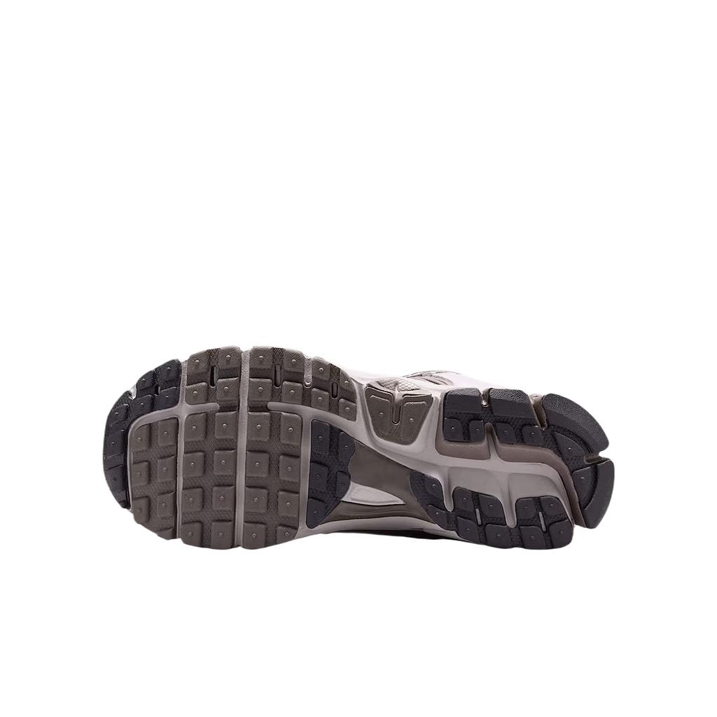 New Nike Vomero 5 Shock Absorbers Low Top Kids' Running Shoes Preppy Gray/Cave Stone/Metallic Silver/Black Teenagers HF6998-010