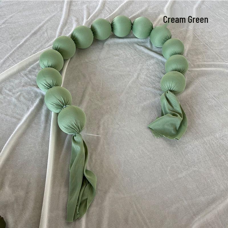 Ornamenti Colorati a Pallina su Corda in Tessuto per Matrimoni, Fidanzamenti e Decorazioni per Vetrine