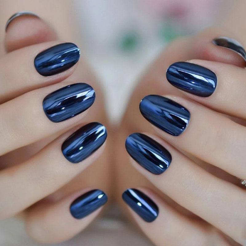 24 Stück Unifarbene Weinrot-Design Falsche Nägel Kurz Quadratisch Press-On Falsche Nägel Einfach Abnehmbar Fertige Vollabdeckung Nagelspitzen