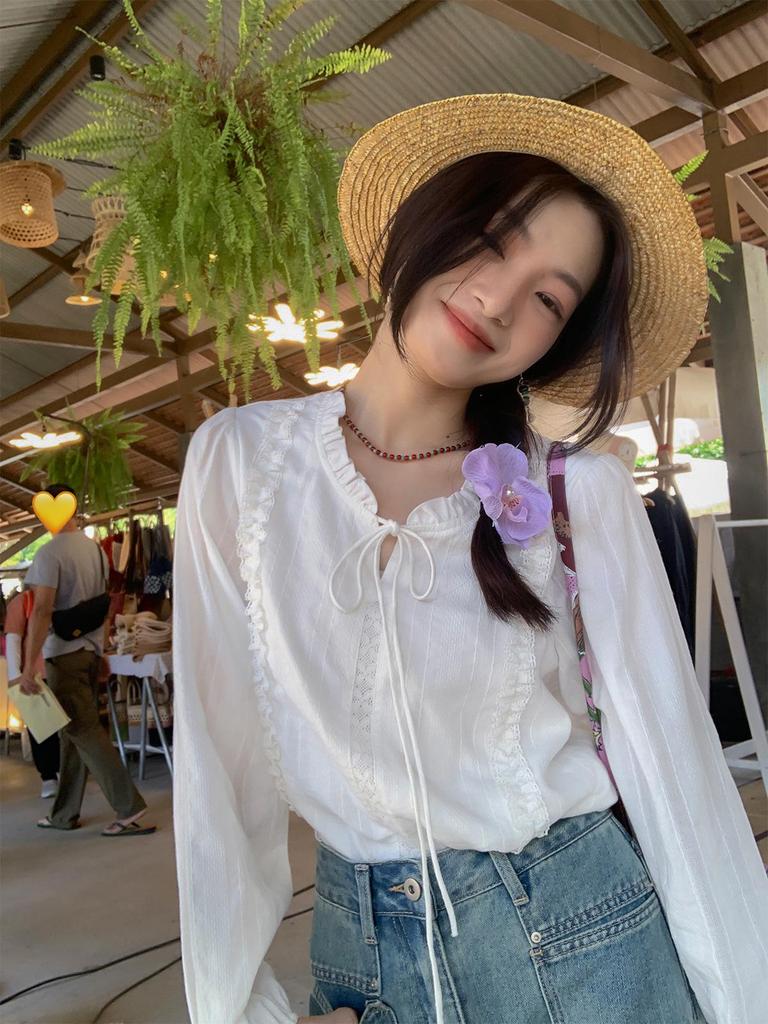 Petite Chic French Lace-up Collar Shirt for Women – White Blouse for Spring/Autumn