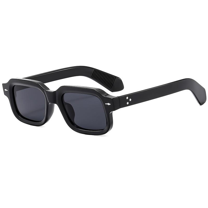 New Trend Square-Frame Arrow Sunglasses Retro Street Style Sunglasses With Sophisticated Appeal Classic Driving Shades