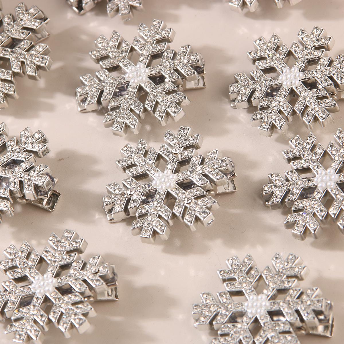 

High-End Rhinestone Snowflake Hair Clip – Sparkling Metal Hairpin for Women