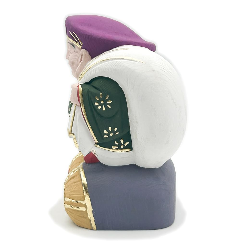 Figurka HU Trading Daikokuten, dřevo hinoki, barevné kirigane, Sedm bohů štěstí, celková výška 10,5 cm, šířka 7 cm, hloubka 7 cm, b0155