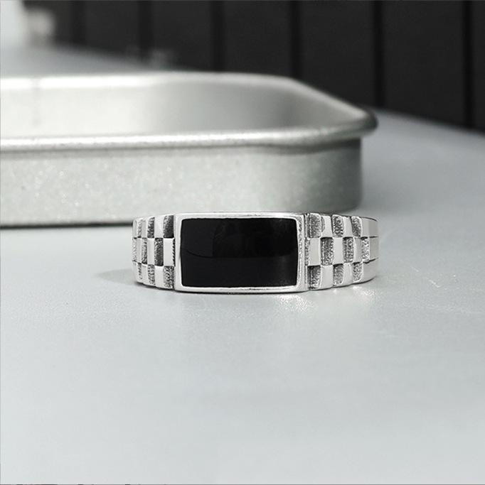 Bague Ouverte à Carreaux Noirs Rétro pour Homme - Style Tendance et Cool