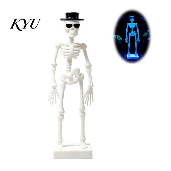 Unique Aquarium Bubbler Dancing Skeleton Bubbler, Glow-in-The-Dark with Air Driven Moving Ornament Action, Decorative for Freshwater Saltwater