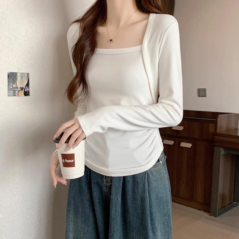 Amerikanisches Retro-T-Shirt mit eckigem Ausschnitt für die rechte Schulter, Damen-Langarm, 2024 Frühling und Herbst, neues kurzes Unterhemd-Top mit plissierter Taille