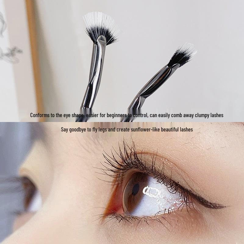 Xixi Folded Fan Eyelash Brush: Flat Head Soft Bristles for Precise Lower Lash Makeup