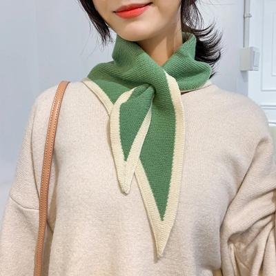 Beautiful Mini Scarves for Woman Girls Fashionable Triangle Scarf Outdoor Windproof Neckerchief Autumn Winter Popular Scarves
