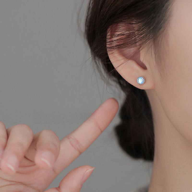 925 Sterling Silver Moonstone Earrings for Women - High-End, Niche Summer Design Premium Earrings