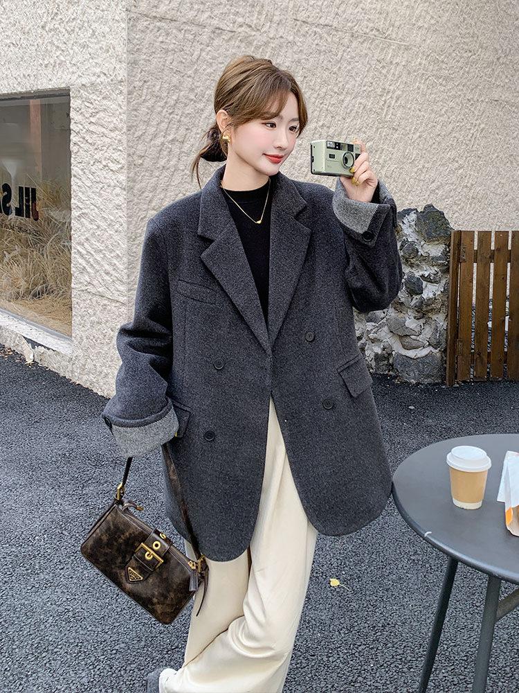 

Fashion high-end cotton-padded coat women s 2025 winter new double-breasted versatile foreign-style woolen coat L сірий колір