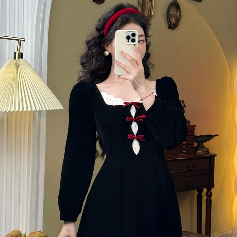 Spring and Autumn New Women's Long Sleeve Square Collar Vintage Bow Lace Black and White Stitching Dress