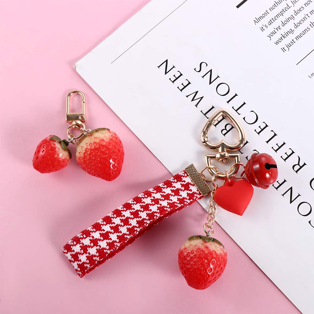 Car Key charms Women Jewelry Strawberry Heart Keychain Key Holder Key Accessories Backpack Pendant
