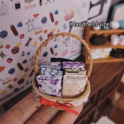 1/12 Bebek Evi Simülasyon Mini Dokuma Kumaş Sepet Bebek Evi Dikiş Sahnesi Dekorasyon Aksesuarları Bebek Evi Fotoğraf Aksesuarları