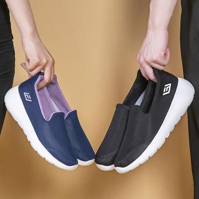Travel Shoes Men And Women Couple Casual Sports Shoes Lightweight Soft Sole Medium And Old Walking Shoes