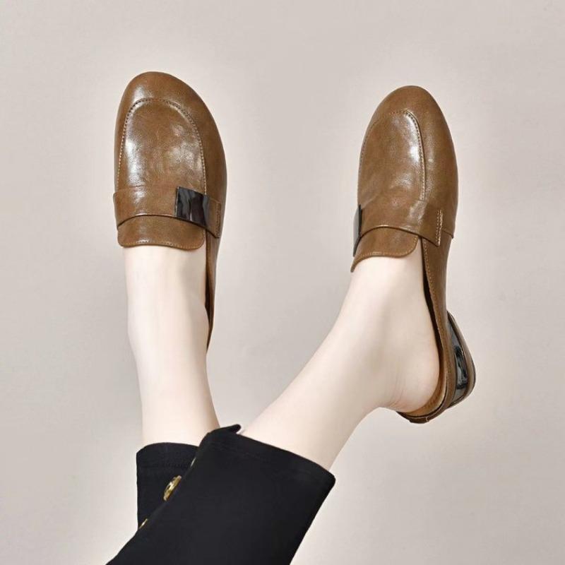 

Новый стиль женских туфель с круглым носком, средним каблуком, полуоткрытой пяткой, толстым каблуком и шлепанцами 40 хаки