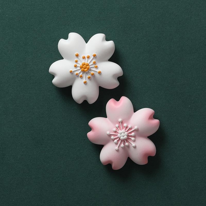 Resin Cloud Refrigerator Sticker Daisy Magnetic Sticker Creative Magnet Cherry Blossom Magnetic Sticker Cartoon Cute