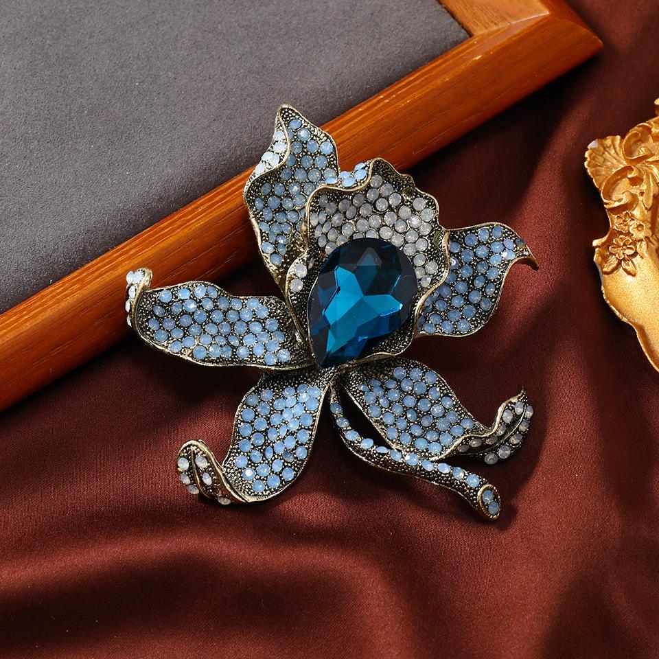 Retro Luxury Full Crystal Large Size Brooch Elegant Gorgeous Plant Series Blazer Clothing