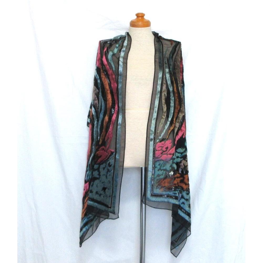 Used Beautiful condition, free shipping, WAKO, black, flocky print pattern, silk blend, large scarf (Made in France, black, silk, gorgeous, ceremony,