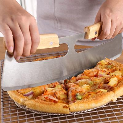 Kráječ na pizzu s kolébkovou čepelí Ostrý nerezový kráječ na pizzu Kolébkový kráječ